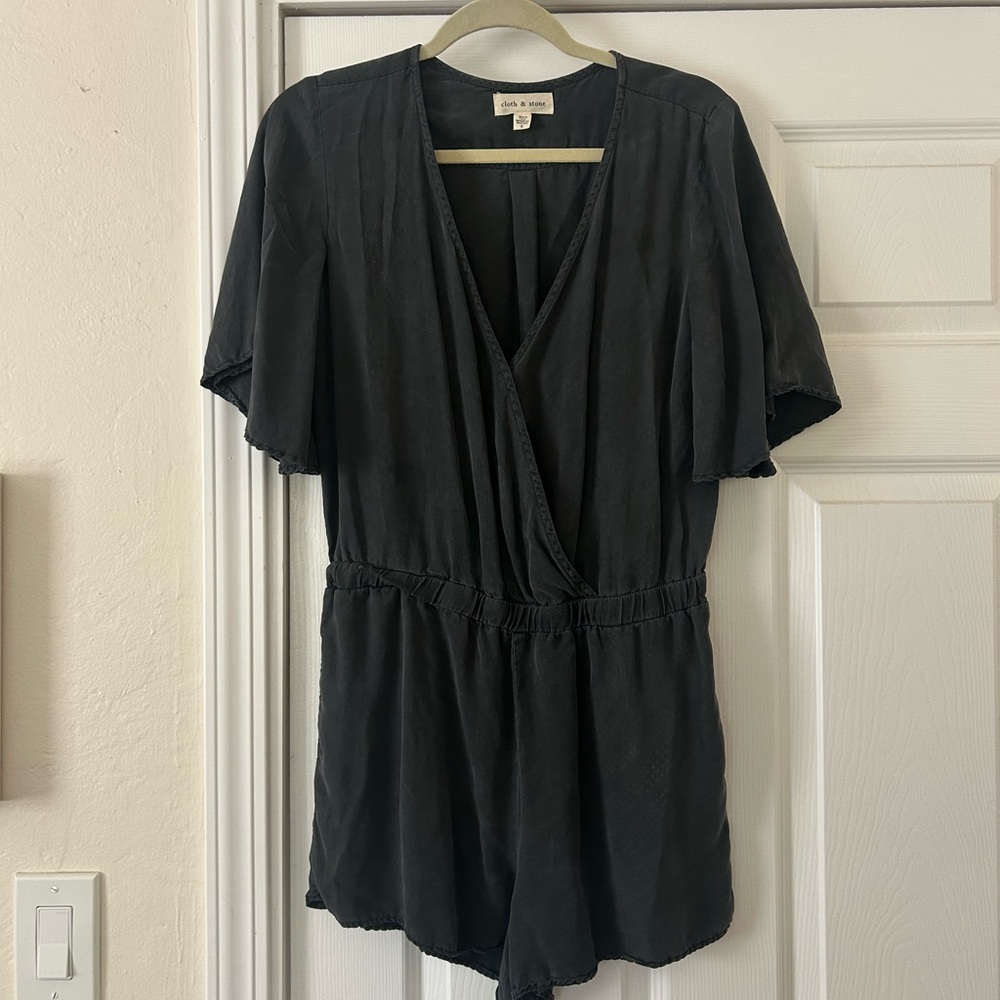 Cloth & Stone Charcoal Romper